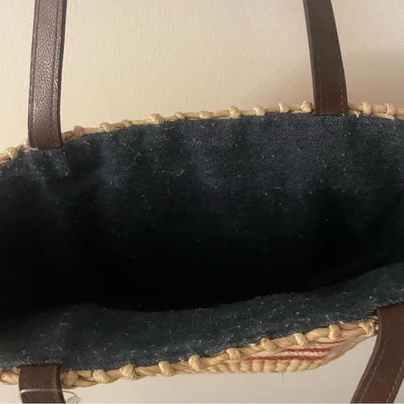 Woven Tote Bag with American Flag Design - Picture 8 of 9